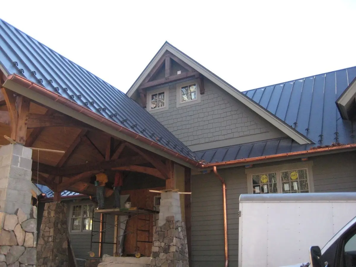 Craftsman Roofing team delivering quality roofing work in Morton